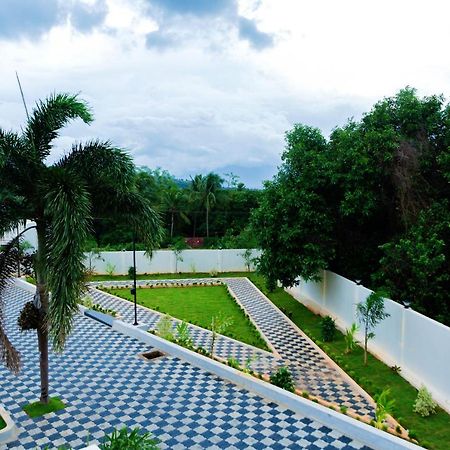 Westn Resorts Kuttālam Exterior foto