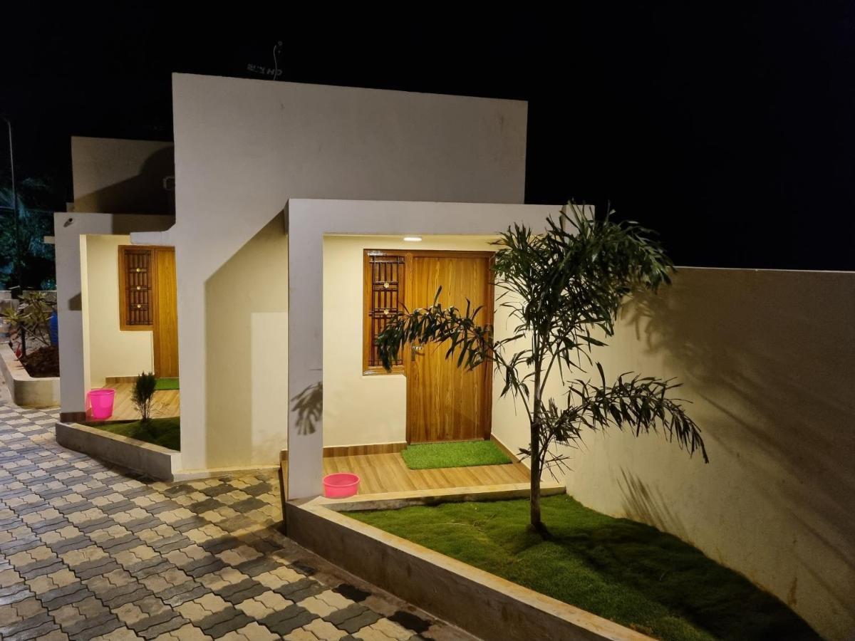 Westn Resorts Kuttālam Exterior foto